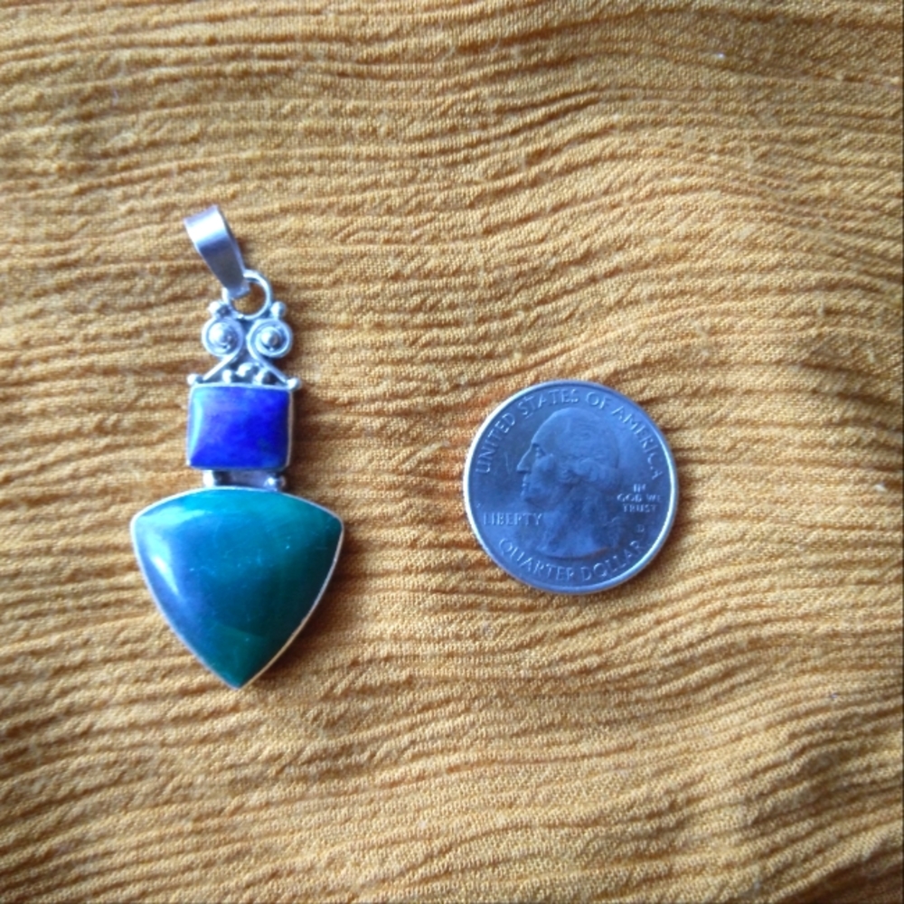 Lapis lazuli and malachite sterling silver necklace charm - Picture 4 of 5